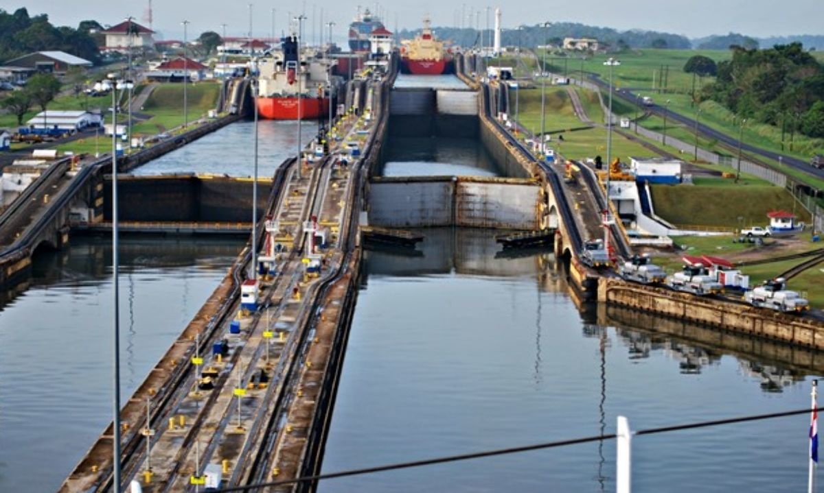 Canal de Panamá aumenta tránsitos diarios gracias a un leve ascenso en nivel del agua