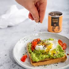 Tostada aguacate y huevo escalfado | Receta | JUST SPICES ®